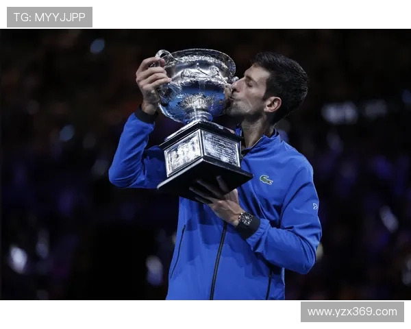 德约科维奇再创传奇时刻强势逆转摘冠点燃新赛季网球巅峰对决