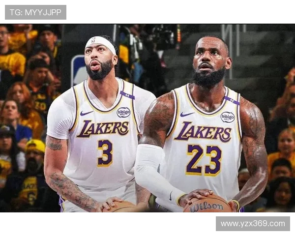 湖人队新赛季备战强势 詹姆斯与戴维斯目标再冲击总冠军