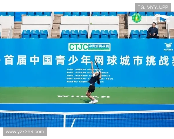 网球赛事精彩纷呈 新星崛起与老将争锋 激烈对决点燃球迷热情